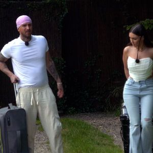 Walentina angepisst: Gigi und Dana ziehen ins Sommerhaus!