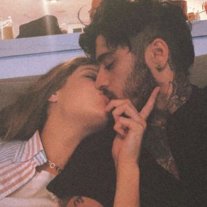 "Baby Daddy": Bald-Mama Gigi Hadid knutscht ihren Zayn ab