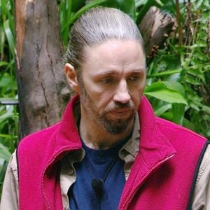 Nach Unfall: Ariel irritiert von Gils Verbleib im Dschungel