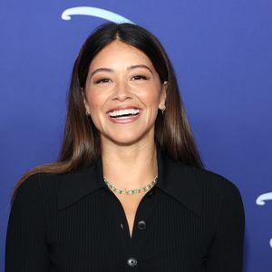 Erster Spaziergang nach Geburt: Gina Rodriguez überglücklich