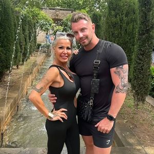 So hat Ginger Costello ihren Partner Lukas kennengelernt