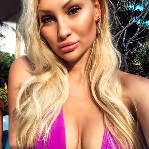 So witzig kontert "Temptation Island"-Giulie Brust-OP-Frage!