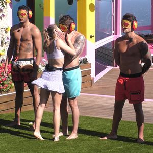 Ehrenfrau-Diss: Das sagen "Love Island"-Boys zu Tränendrama