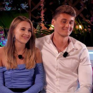 An Tag drei: Bei "Love Island" wird endlich wild geknutscht!