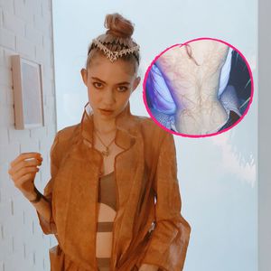Komplette Kehrseite: Grimes zeigt neues XXL-Rücken-Tattoo