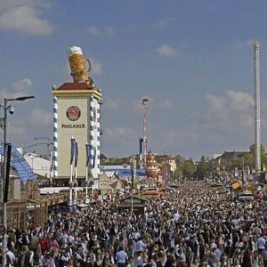 Lizenzen für Wiesn-Influencer: So viel Geld nahm München ein