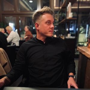 Realitystar Gustav Masurek feiert "Alles was zählt"-Debüt