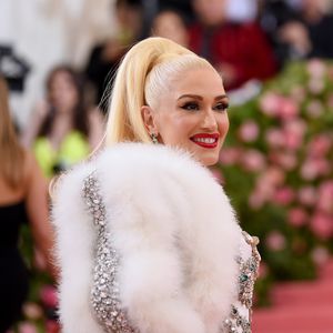 Offen für Neues: Gwen Stefani versucht sich an neuem Make-up