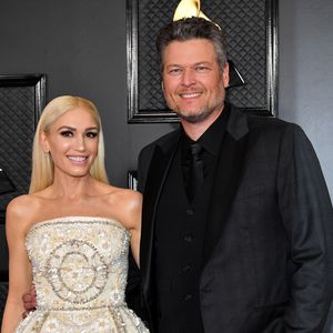 "Ohnmächtig": Gwen Stefanis Bühnenlooks überwältigen Blake