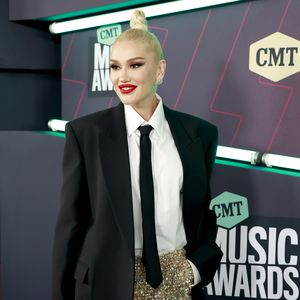 Gwen Stefani in coolem Look beim Footballspiel ihres Sohnes