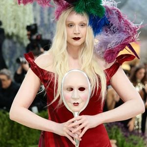 Ist Gwendoline Christies Met-Look Seitenhieb gegen Timothée?