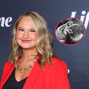 Gypsy Rose Blanchard zeigt Ultraschallfoto ihres Mädchens