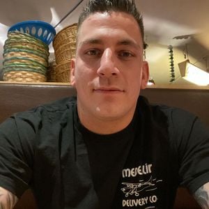 Aus Gerichtssaal geworfen: Rapper Gzuz entschuldigt sich!