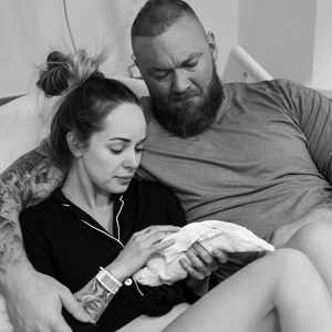 Stillgeburt: "Game of Thrones"-Star Hafthor zeigt totes Baby
