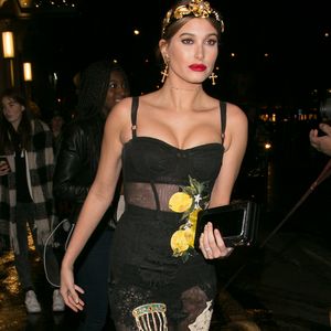 Flotter Boxenstop: Datet Hailey Baldwin nun Lewis Hamilton?
