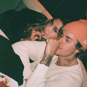 "Beängstigend": Hailey Bieber spricht über Hochzeit mit 21