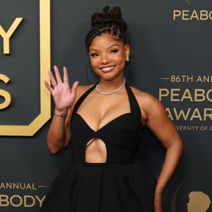 Läuft da was? Halle Bailey nach Dinner mit Mann gesichtet