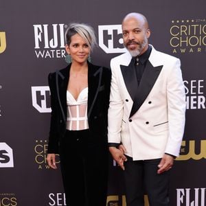 Jetzt also doch: Halle Berry nimmt Vans Heiratsantrag an