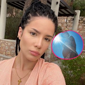 Selten: Schwangere Sängerin Halsey teilt neues Babybauch-Pic