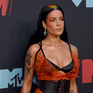 Neu-Single Halsey verrät: Das geht wirklich mit John Mayer