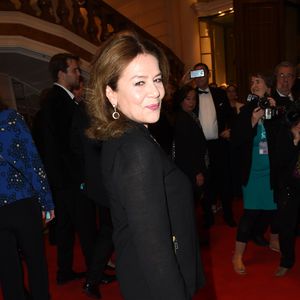 Letzter Wunsch: Hannelore Elsners Kleidung wird versteigert
