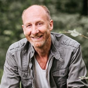 "Bauer sucht Frau"-Hans flirtet mit Elke im Eiltempo!