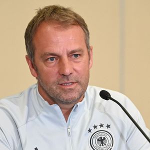 Mit Streuselkuchen: So verarbeitete Hansi Flick das WM-Aus