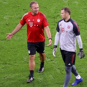 Hansi Flick: Neuer muss sich Torwartposten neu verdienen