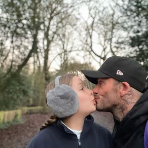 Küsschen: David Beckham teilt süße Bilder mit Tochter Harper