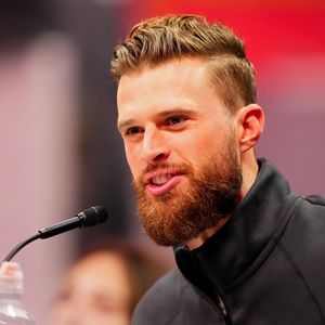 NFL-Star Harrison Butker verteidigt seine umstrittene Rede!