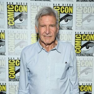 Harrison Ford strahlt auf dem Red Carpet mit Tochter Georgia