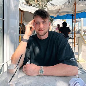 Nach "Finger weg!"-Erfolg: Das plant Harry Jowsey jetzt!