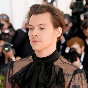 Drogen-Pilze: Harry Styles biss sich ein Stück Zunge ab!