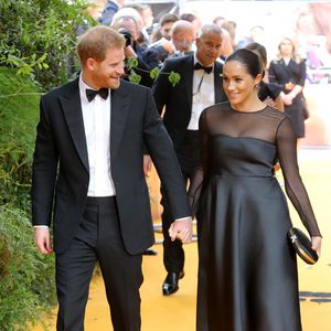 Wow-Moment! Harry und Meghans erster Red Carpet nach Geburt