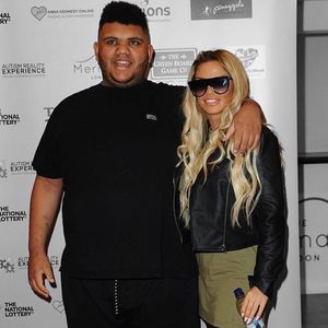 "Ein Team": Katie Price gratuliert Harvey zum 19. Geburtstag