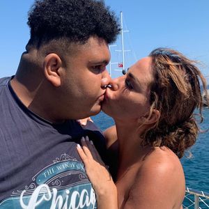 Knutsch-Foto mit Sohn Harvey: Shitstorm für Katie Price!