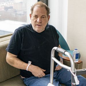 Harvey Weinstein tritt trotz Klinikaufenthalt vor Gericht