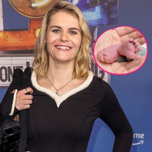 Süße Babyfüße: Hazel Brugger teilt erstes Foto ihrer Tochter