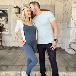 So schön setzt Heather Rae Young ihren Babybauch in Szene!
