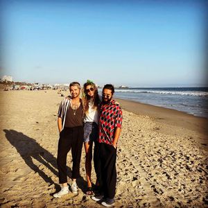 Mal nicht halbnackt: Heidi Klum teilt Foto mit Kaulitz-Twins