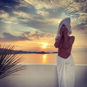Bei GNTM-Dreh: Heidi Klum startet oben ohne in den neuen Tag