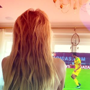 Komplett nackt? So schaut Heidi Klum mit ihrem Tom Fußball