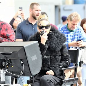 So vertreiben sich GNTM-Girls stundenlange Wartezeit am Set!