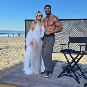 Muskelmann verdreht Heidi Klum bei GNTM komplett den Kopf