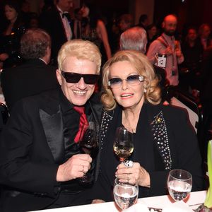 Sie hat die Hosen an: Hannelore bestimmt Heinos Garderobe!