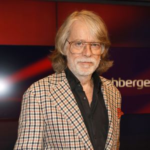 Große Sorge um Helge Schneider: Er braucht einen Gehstock!