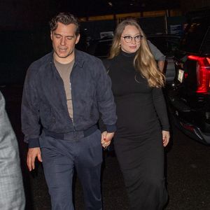 Großer Bauch: Kommt Henry Cavill und Natalies Baby bald?