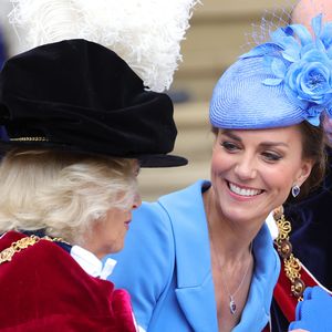 Von Kate geschossen: Neues Portät von Herzogin Camilla!