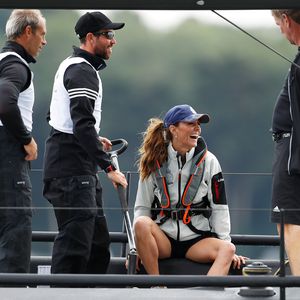 Bei Se­gel­törn: So durchtrainiert ist Dreifach-Mama Kate