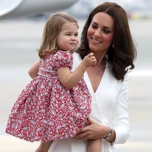 Prinzessin Charlotte geht mit Mama Kate auf Spinnensuche